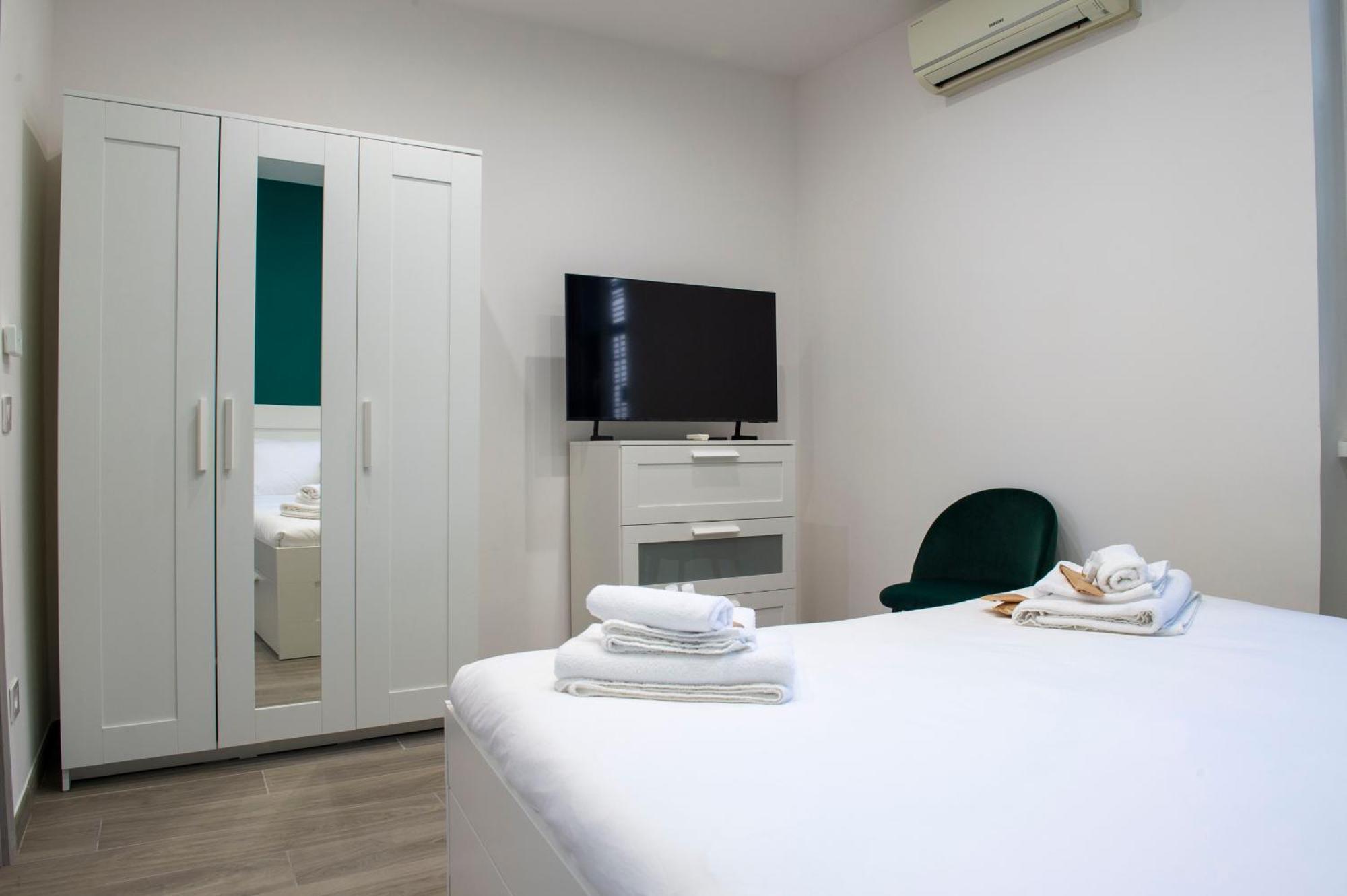 Lev Apartment โรม ภายนอก รูปภาพ