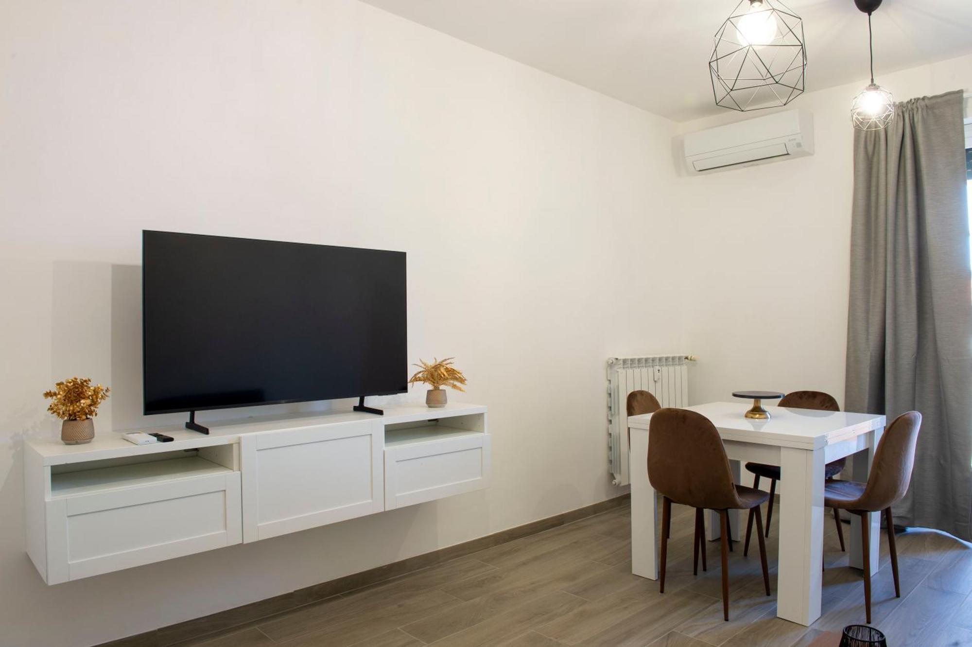 Lev Apartment โรม ภายนอก รูปภาพ